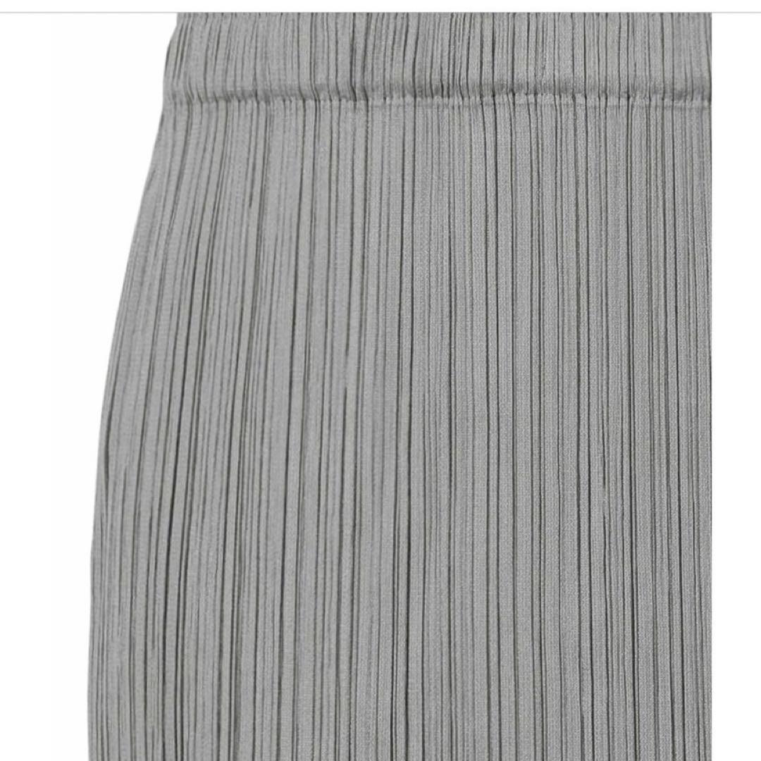 ♠ PLEATS