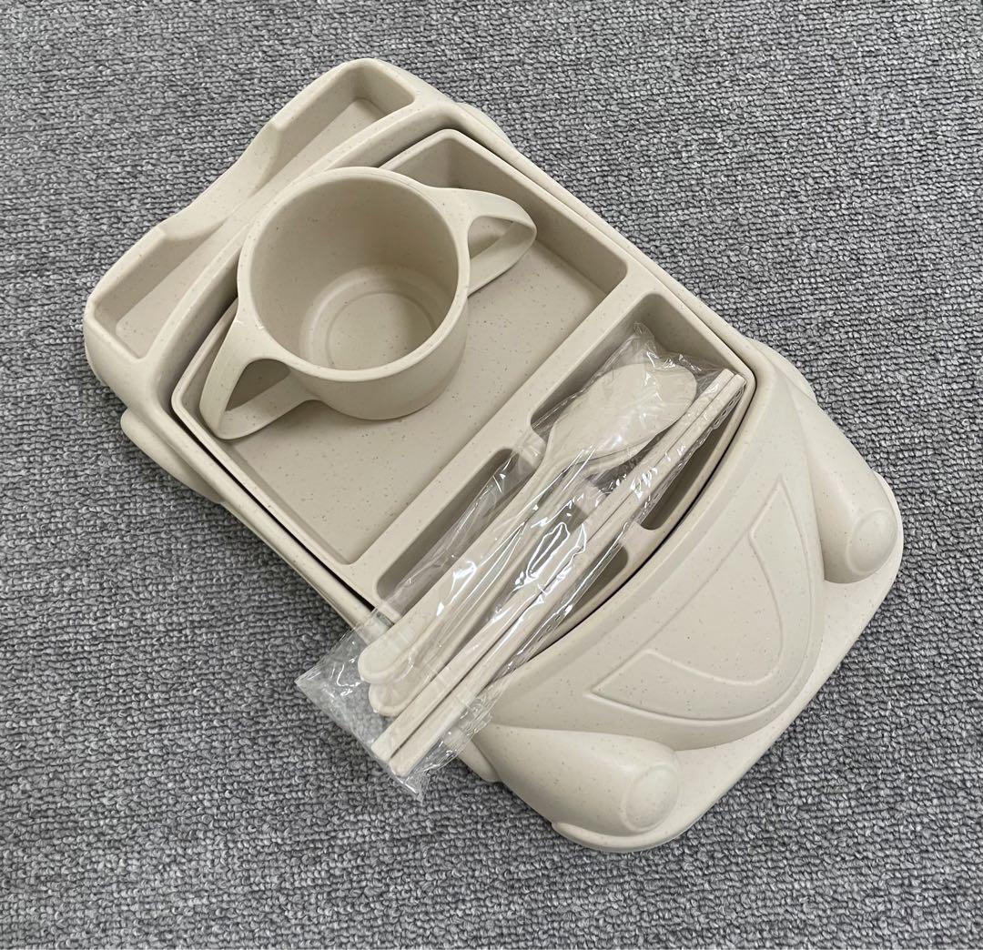 ベージュ 車型 子ども用食器セット