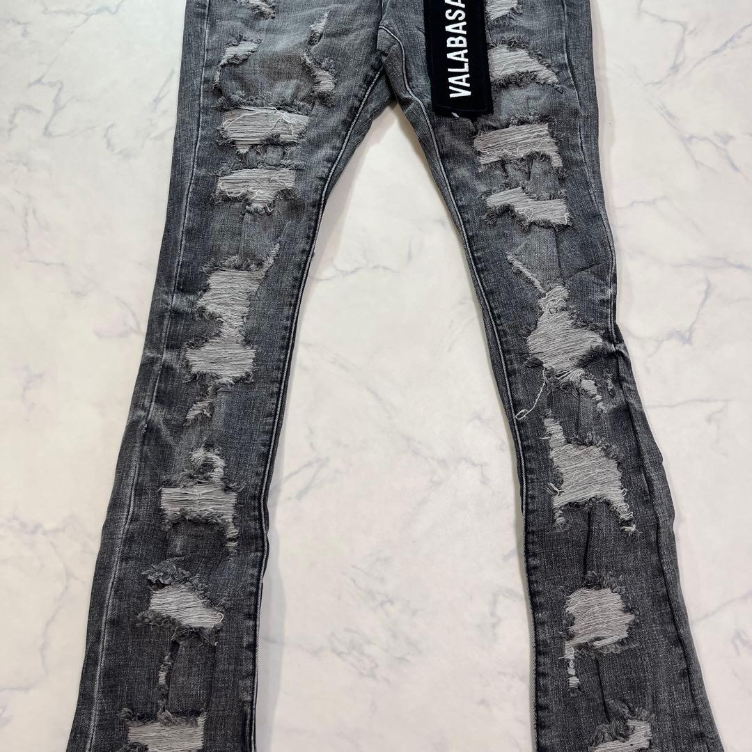 新品未使用valabasas ハードクラッシュストレッチフレア グレーデニム M 新品未使用valabasas ハードクラッシュストレッチフレア グレー