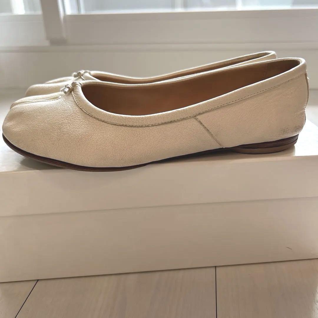 Maison Margiela アイボリーフラットシューズ 36