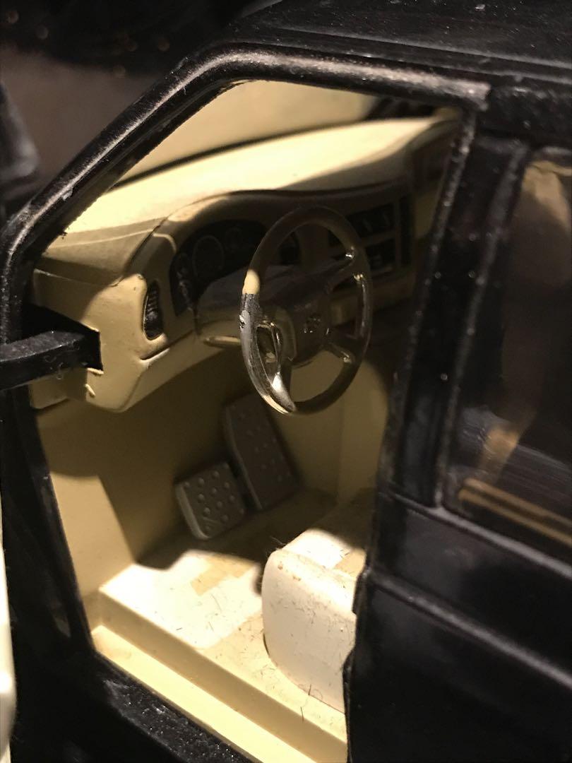 ミニカー　1/18 シボレー　アストロ