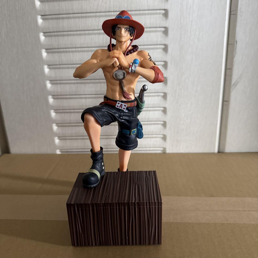 ワンピースフィギュア一番くじ白ひげ海賊団