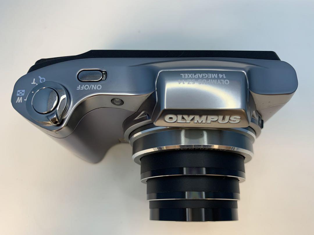 Amazon.com : Olympus 14MP Digital Camera SZ-14 with 24x