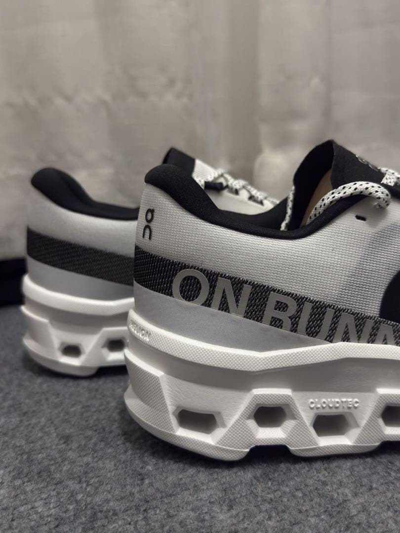 ON Cloudmonster 2 スニーカー 25.5cm ホワイト#b1 ON Cloudmonster 2 スニーカー 25.5cm ホワイト#b1