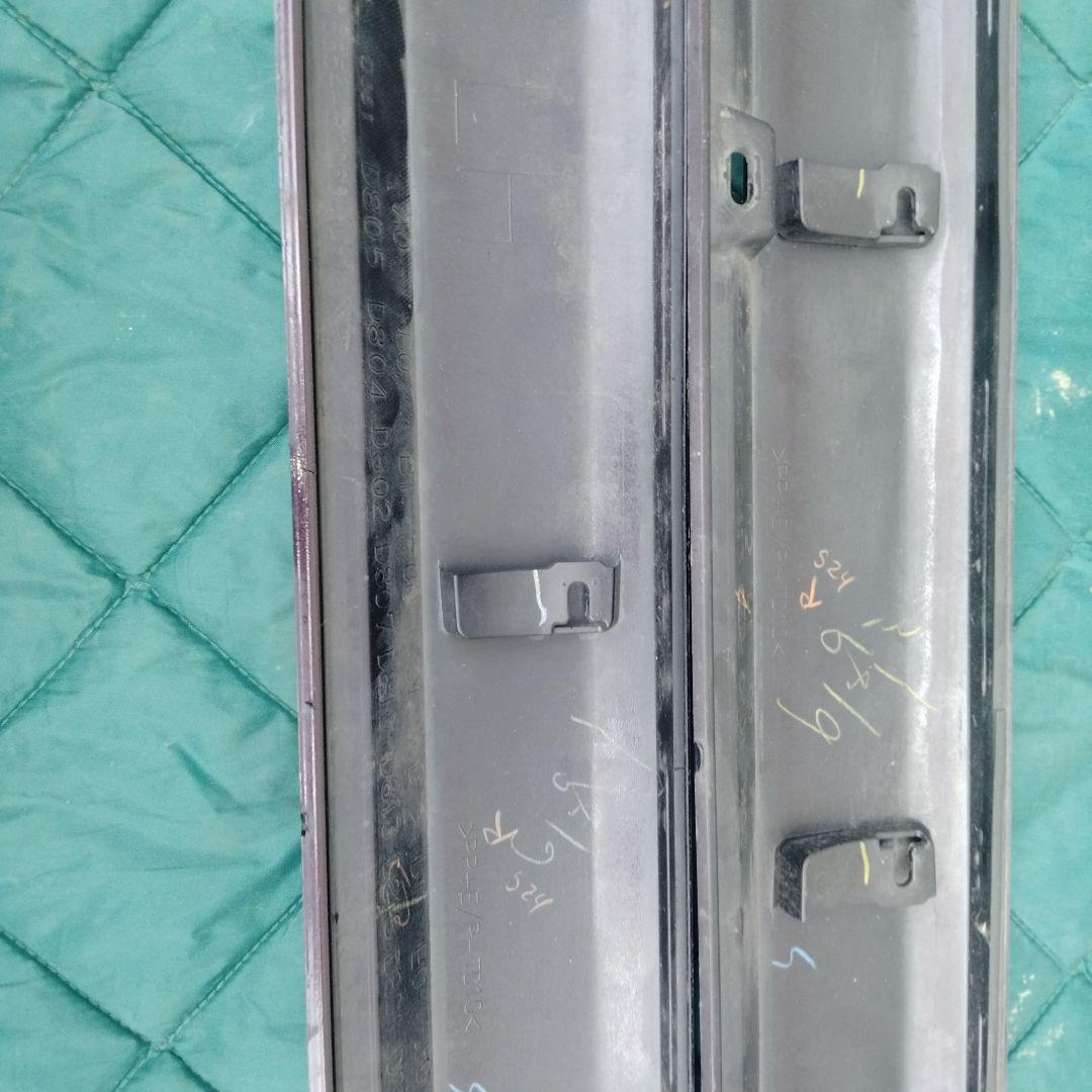 DAIHATSU ムーヴ サイドステップ左右 DAIHATSU ムーヴ サイドステップ左右