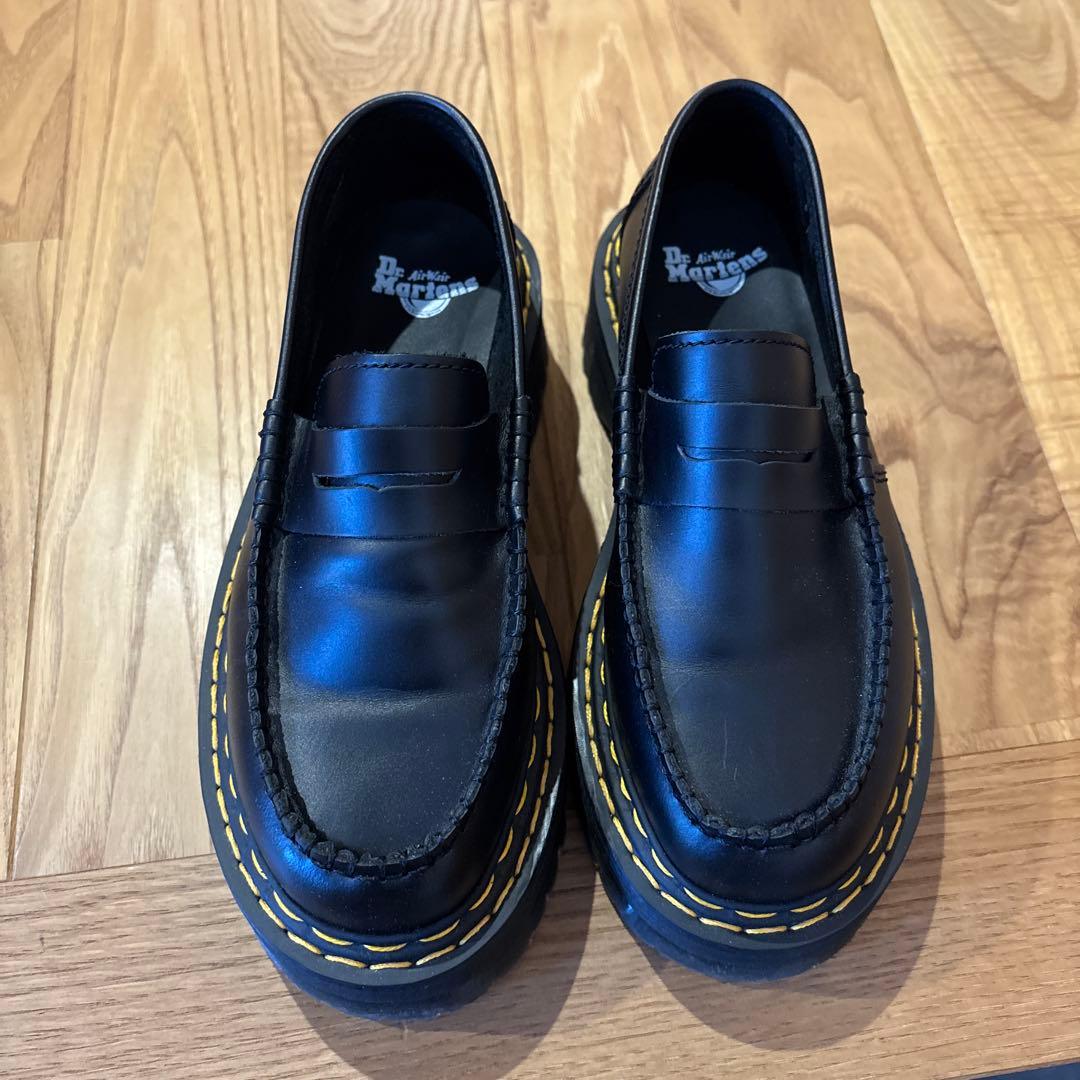 Dr. Martens ブラック ローファー Dr. Martens ブラック ローファー