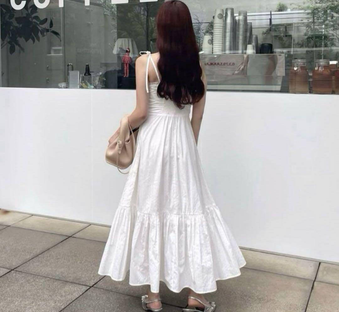 muguet cotton lace tiered cami one op 白色 - メルカリ