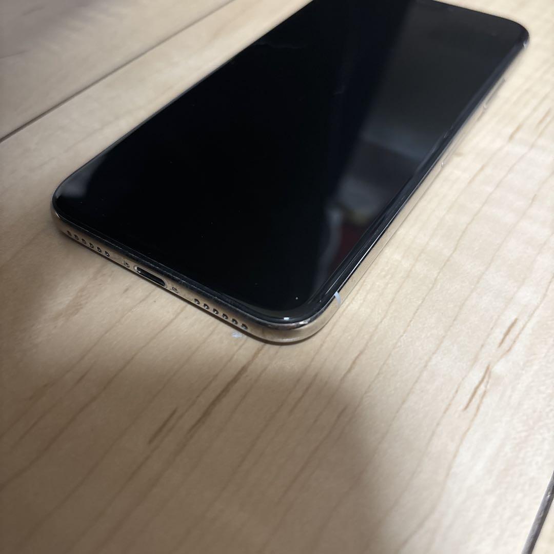 Apple iPhone X シルバー 本体　64GM SIMフリー
