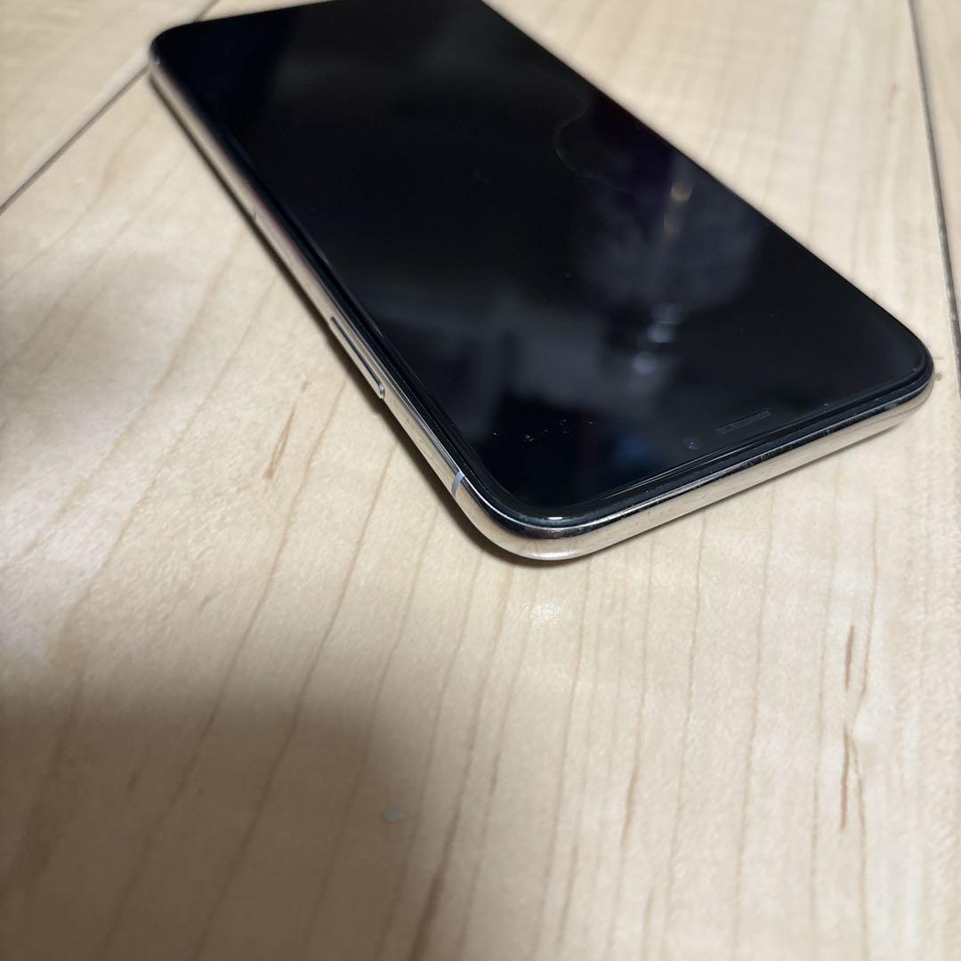 Apple iPhone X シルバー 本体　64GM SIMフリー