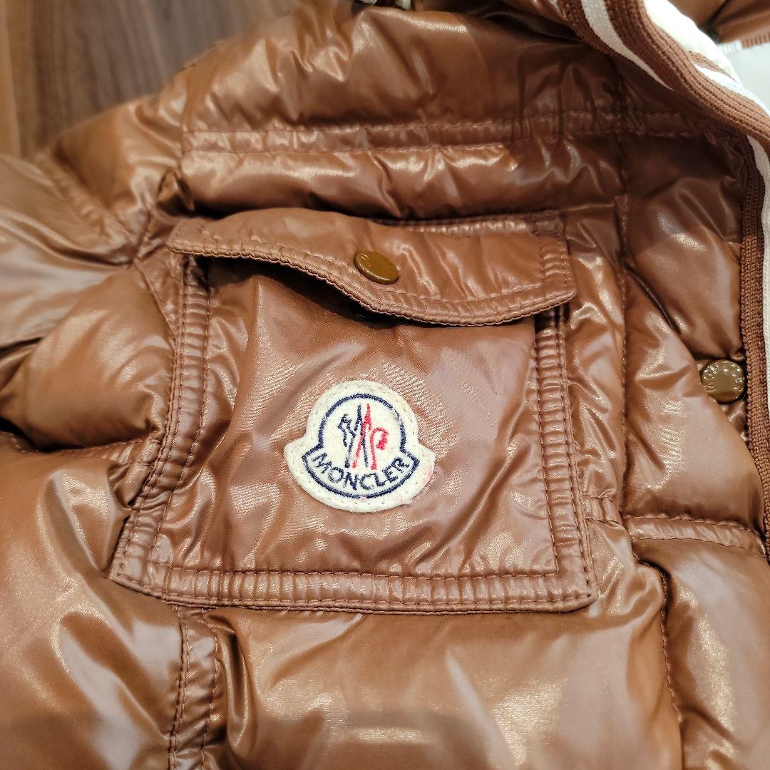 モンクレール　MONCLER　ダウン　ブラウン