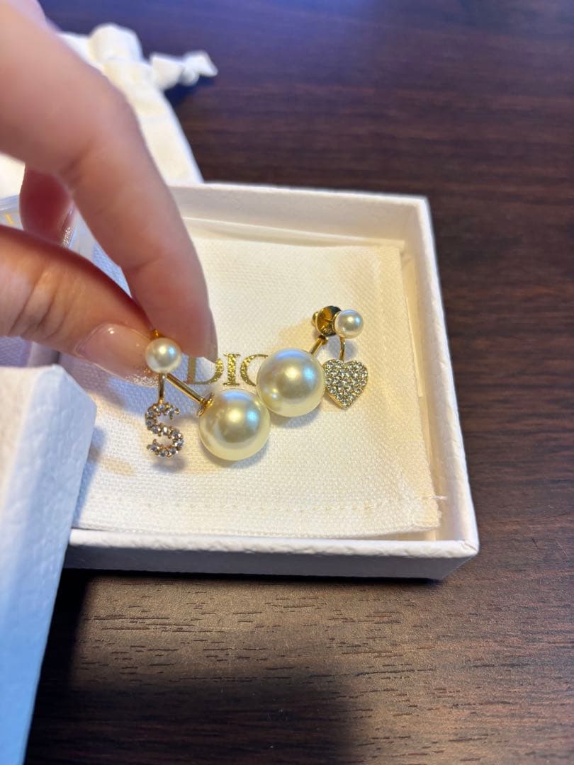 DIOR ピアス