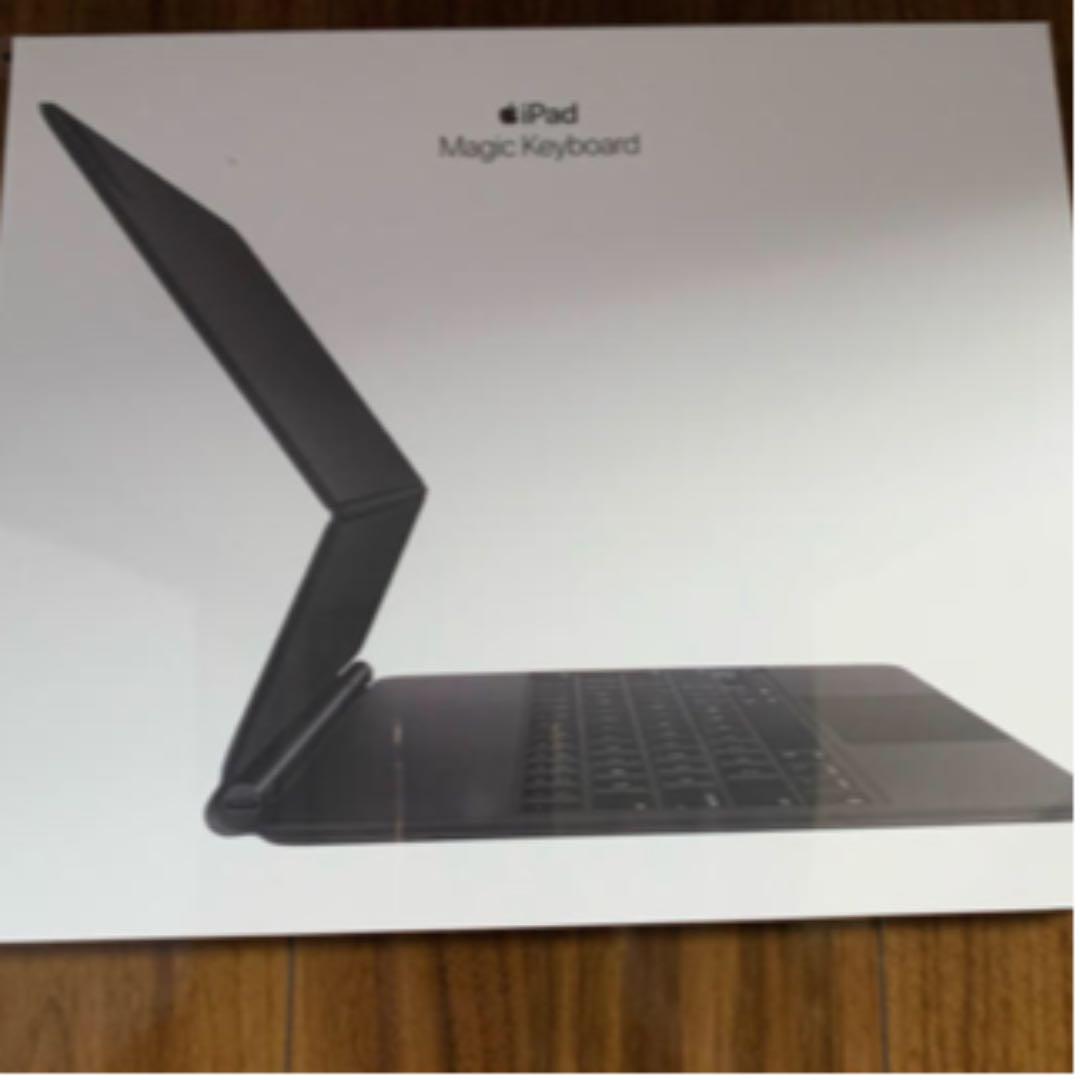 【新品未開封】iPadPro(12.9”WiFi1TB)+ペン2+キーボードUS 51+SG3LolZL._UF894,1000_QL80_.jpg