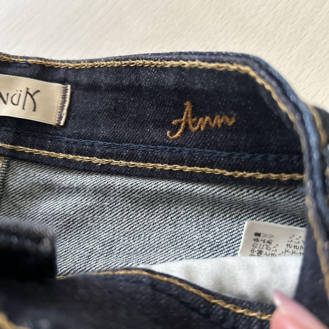 GW限定価格 YANUK ボーイズテーパード\"ANN\" 24
