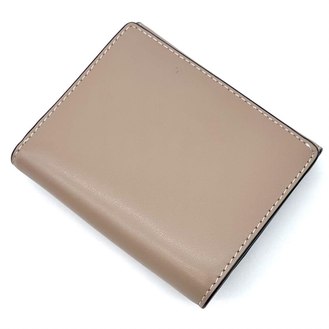 未使用✨COACH コンパクトウォレット 2つ折り 本革 ベージュ