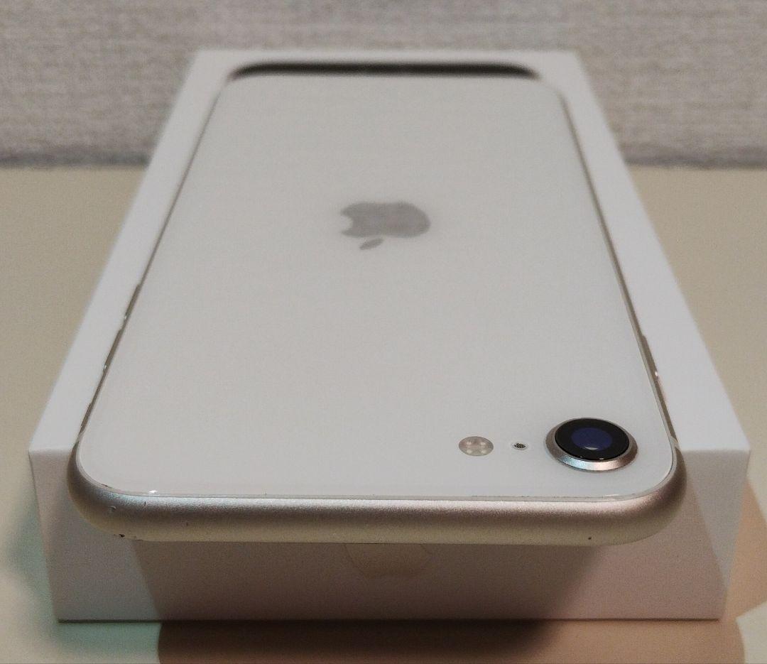 iPhone SE 第3世代 128GB SIMフリー 純正バッテリー83％