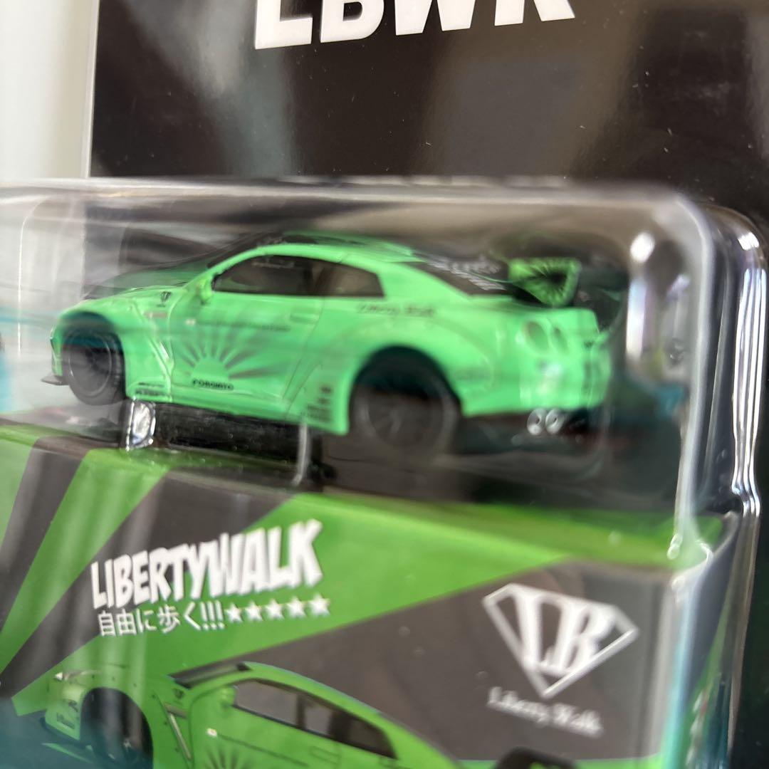 MINI GT Nissan GT-R35 ライトグリーン