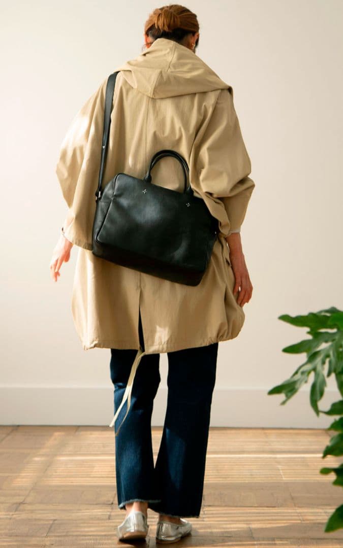 本翡翠k18白底青花咲冨貴ピアス