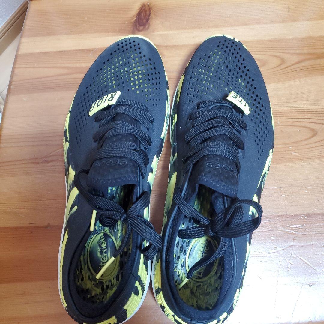 美品 crocs クロックス ライトライドメンズサンダルスニーカーM９