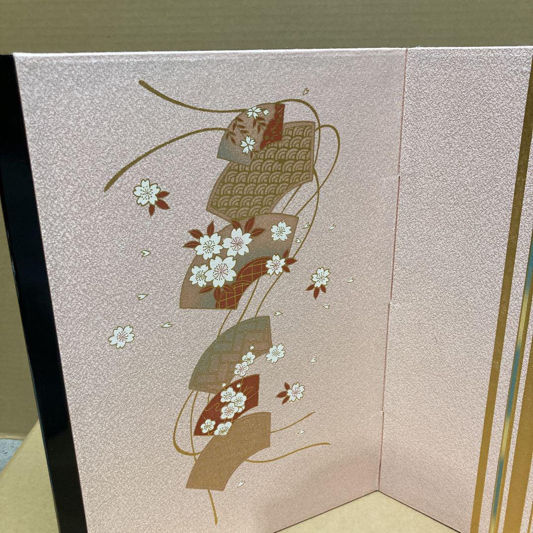 黒塗り金彩屏風
