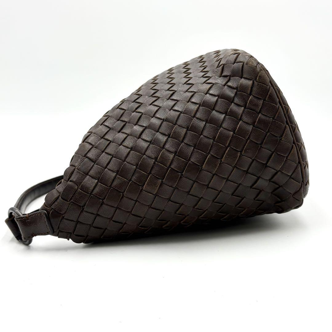 ボッテガヴェネタ イントレチャート　ワンショルダー アクセサリーポーチ　ブラウン BOTTEGA VENETA イントレチャート アクセサリーポーチ ブラウン