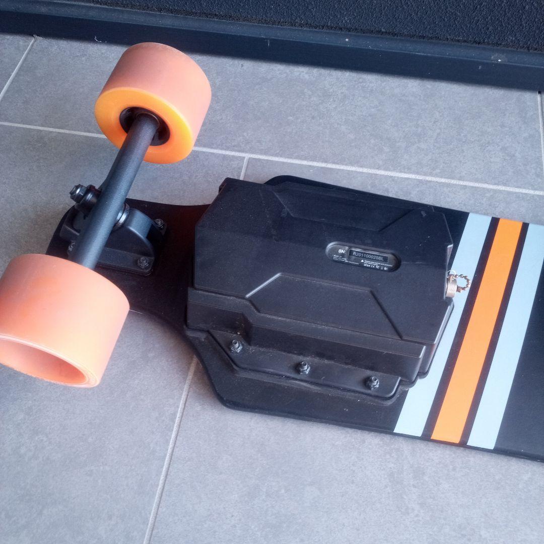 enSkate R3 電動スケボー