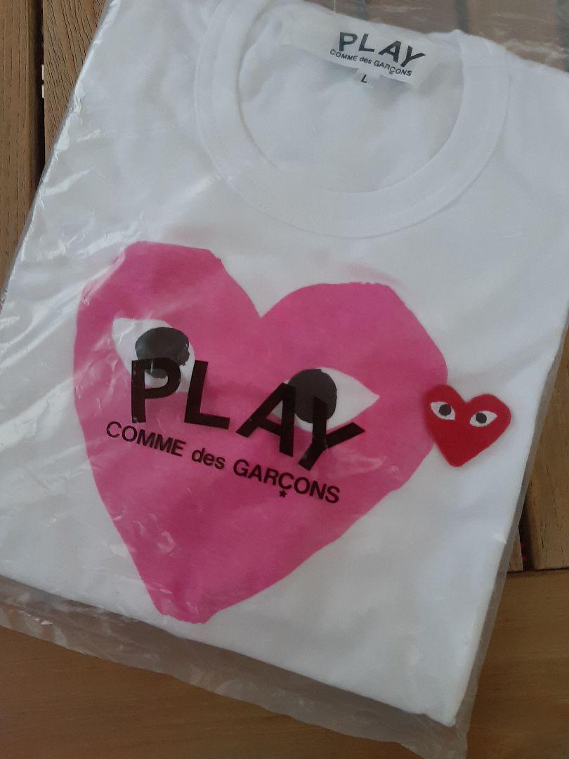 正規品プレイCOMME des GARCONSハートロゴ カジュアルTシャツ