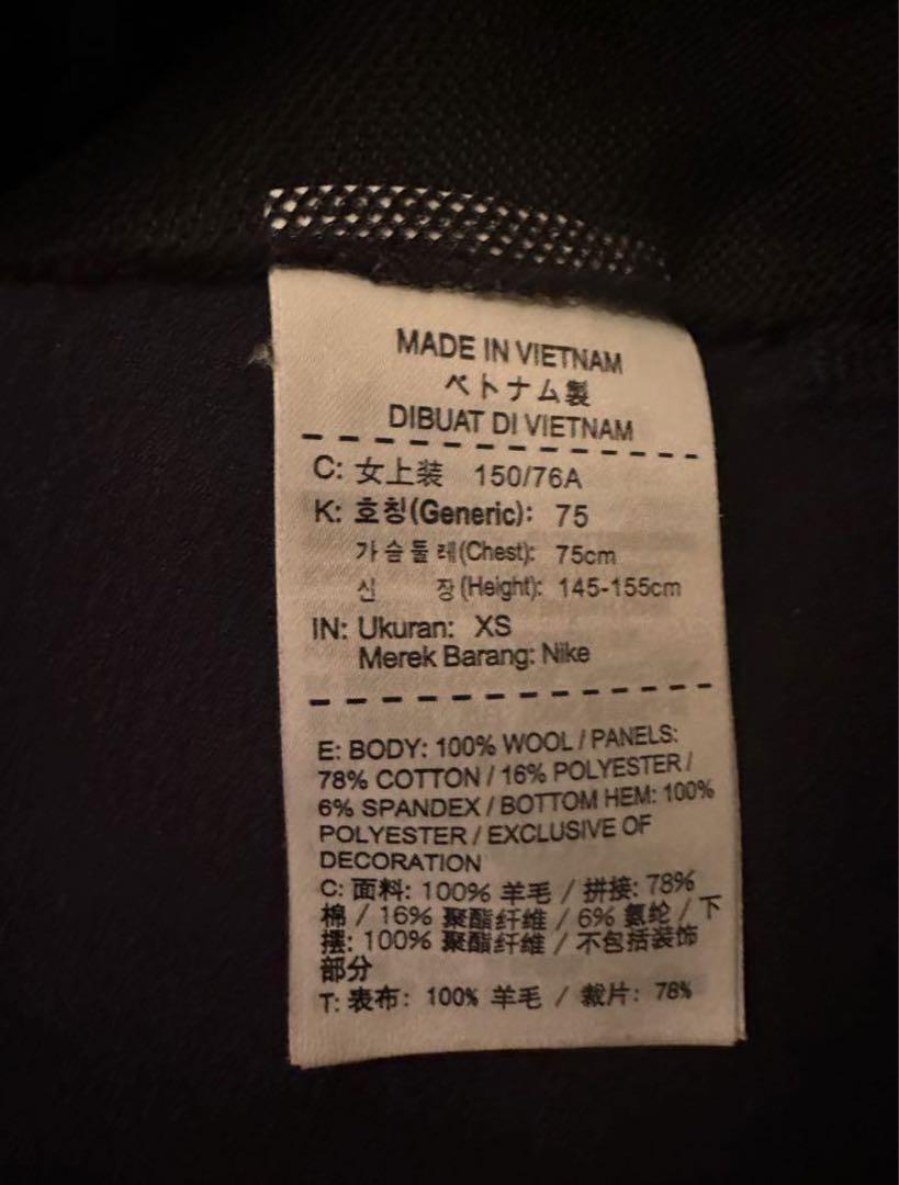 sacai×NIKE サカイ×ナイキコラボ　ニット&スウェット&ガーメントケース