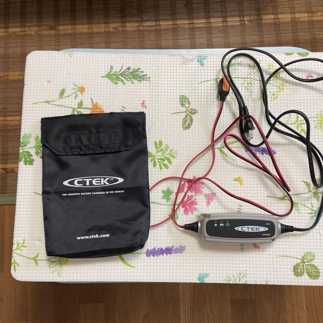 CTEKバイク用バッテリー充電器JS800