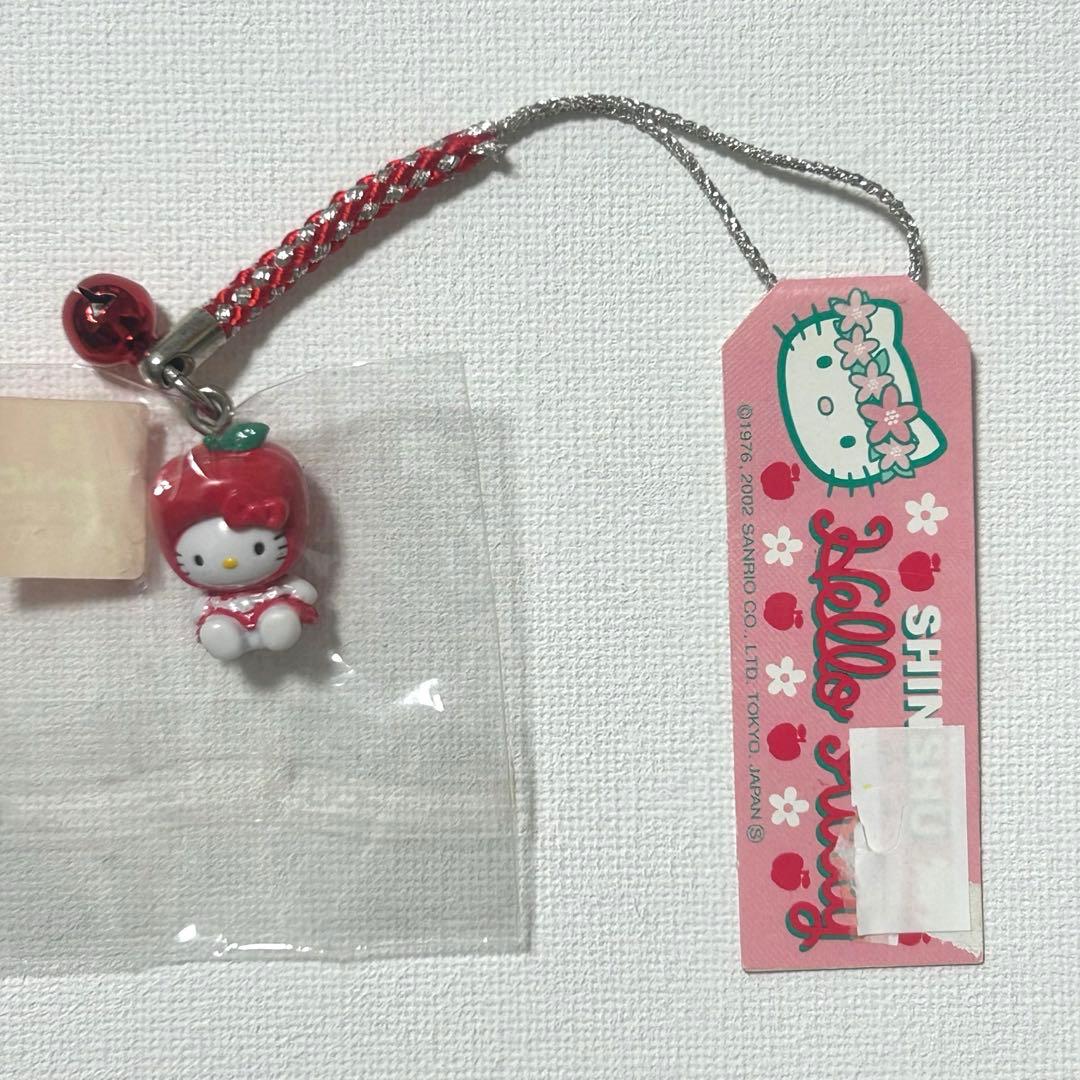 ご当地キティ 信州 赤りんご ハローキティ 根付けストラップ - メルカリ
