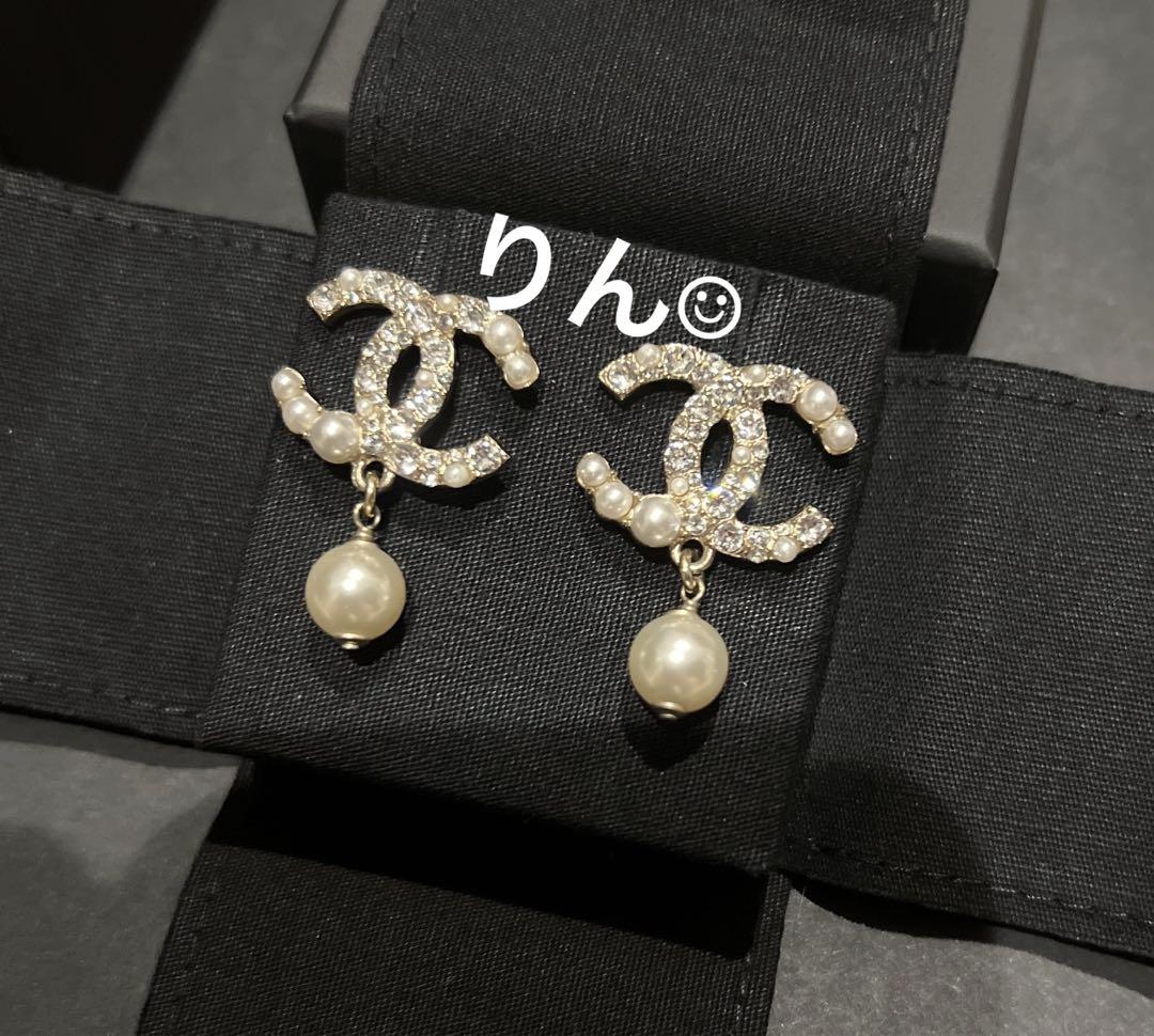 新品未使用 CHANEL パールピアス