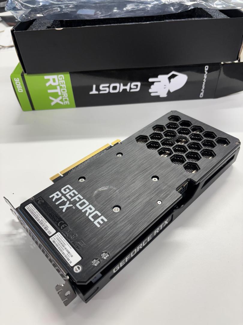 グラフィックボード・グラボ・ビデオカード GeForce RTX 3060 Gainward Ghost
