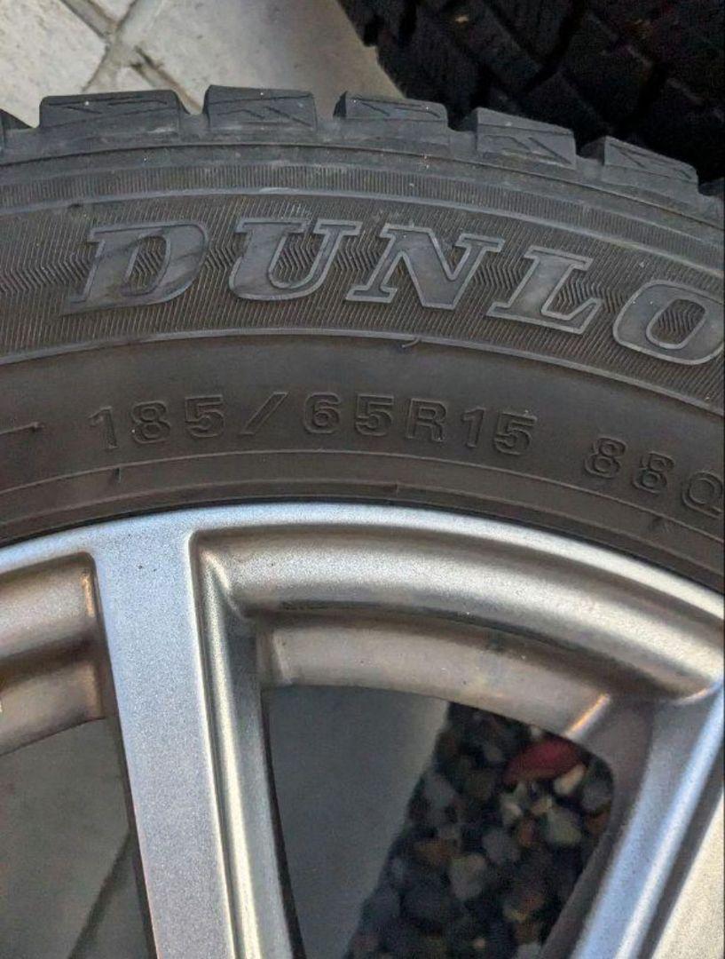 ③バリ溝18年製スタッドレスタイヤ185/65R15ウィンターマックス