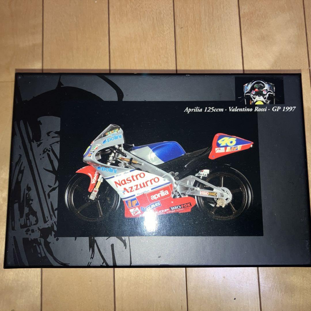 ミニチャンプス1／12 Aprilia 125 250ロッシ　 2個セット ミニチャンプス1／12 Aprilia 125 250ロッシ 2個セット