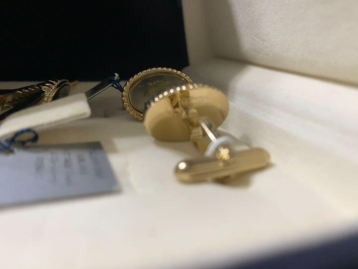 ずっと気になってた バーバリー ネクタイピン カフスボタン 未使用タグ付き riversidemedicalarts.com ずっと気になってた バーバリー ネクタイピン カフスボタン 未使用タグ付き riversidemedicalarts.com