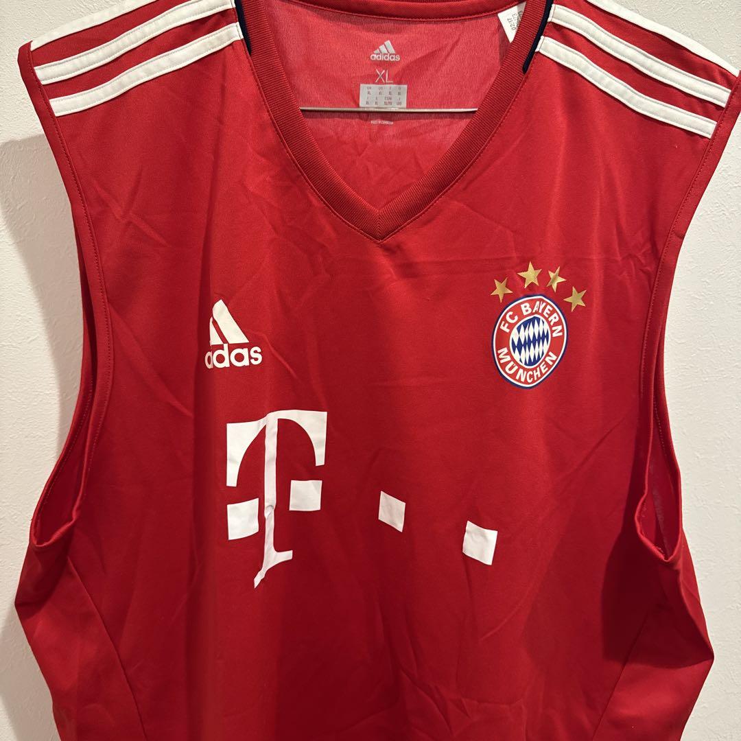 サッカー　バイエルン　ユニフォーム　練習着