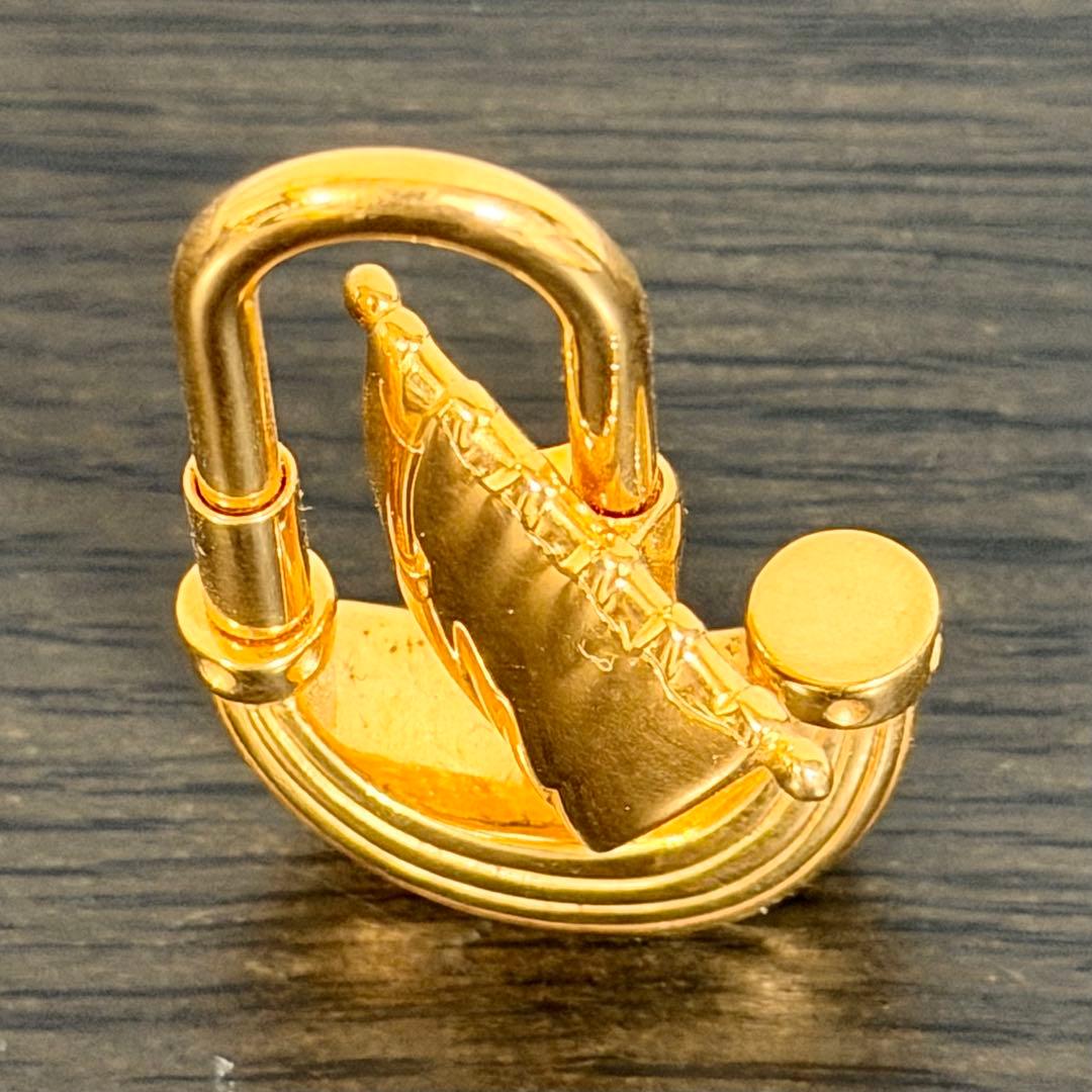 送料無料 エルメス カデナ バッグチャーム パリの空気 帆船 ヨット 南京錠 送料無料 エルメス カデナ バッグチャーム パリの空気 帆船 ヨット 南京錠