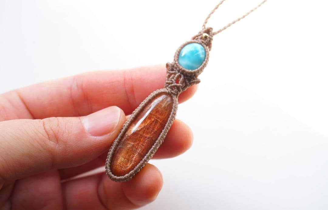 サンストーン 高品質ラリマー マクラメ ネックレス | nalans.com