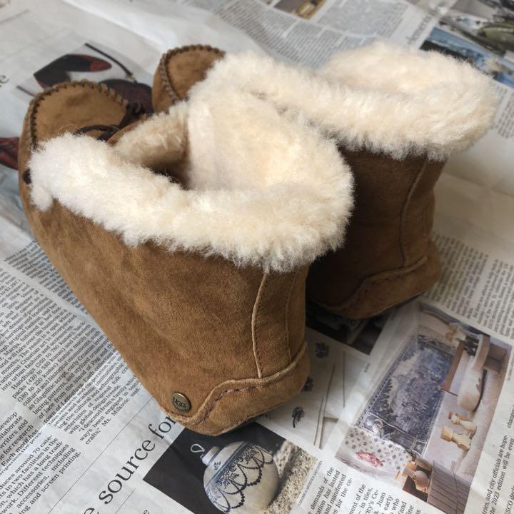感謝価格】 新品同様 UGG ALENA アレーナ USA7(24cm) - モカシン - hlt.no 感謝価格】 新品同様 UGG ALENA アレーナ USA7(24cm) - モカシン - hlt.no