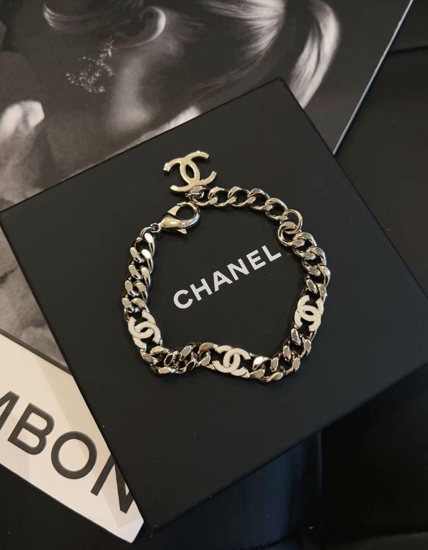 【24P/すぐ届く/小物でこなれ感をプラス♪】CHANEL ブレスレット 新作！24P】CHANEL/シャネル バングル ブレスレット 重ね付け