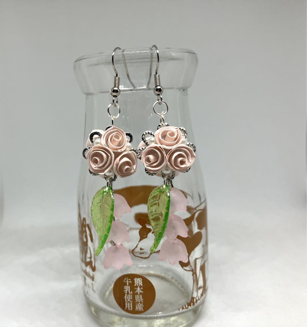ひよこ☆薔薇のイヤリング☆しずく♪ロザフィ ひよこ様専用☆薔薇のイヤリング☆しずく♪ロザフィ