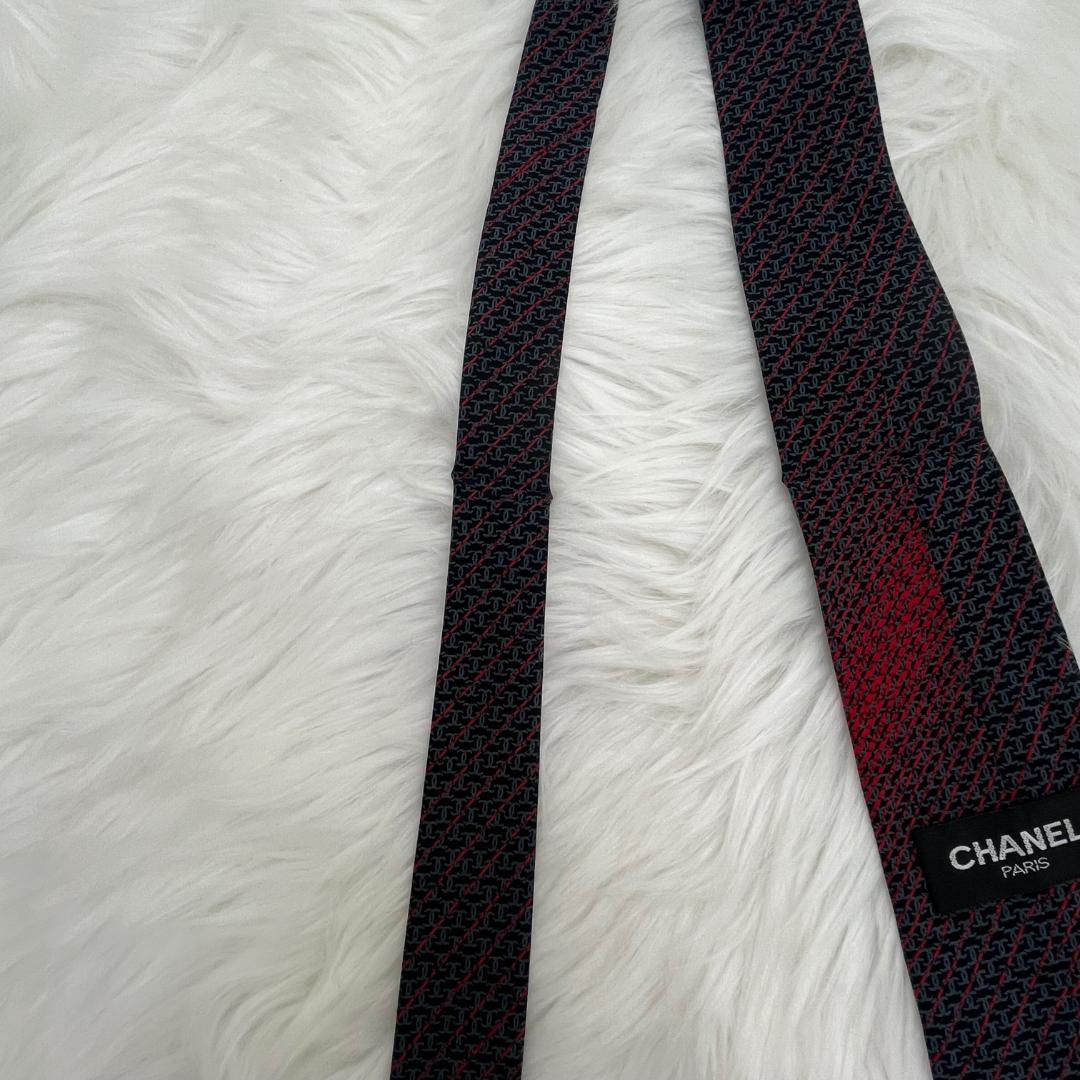 美品✨CHANEL シャネル 高級シルクネクタイ 総柄　ココマーク
