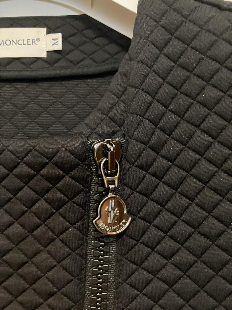 Moncler モンクレールキルティングジャケット斜めジップ