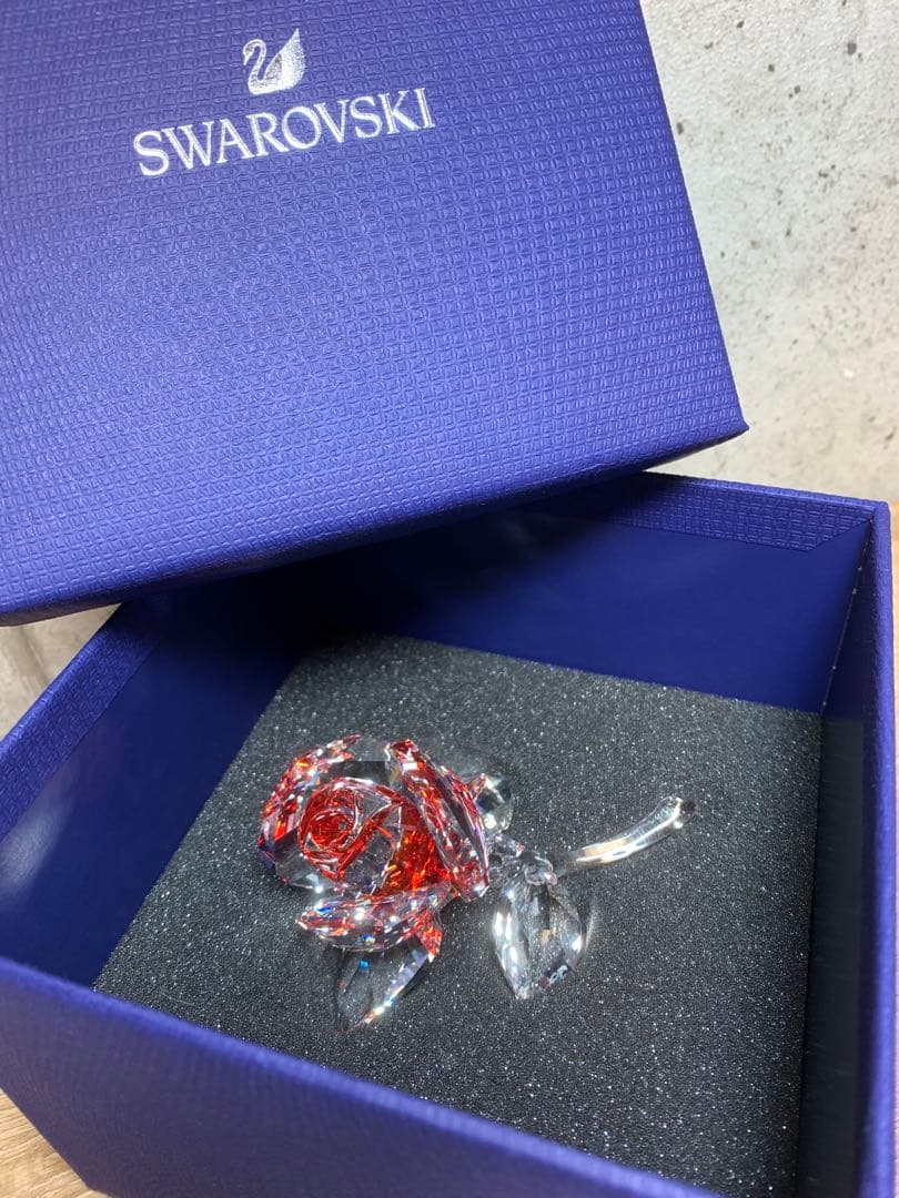 SWAROVSKI 薔薇