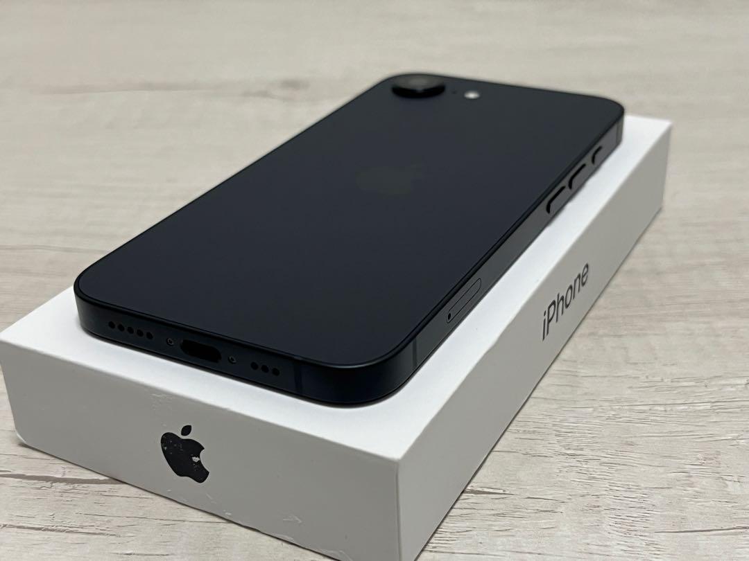 iPhone 16e 128GB ブラック SIMフリー