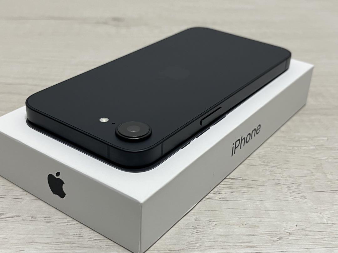 iPhone 16e 128GB ブラック SIMフリー