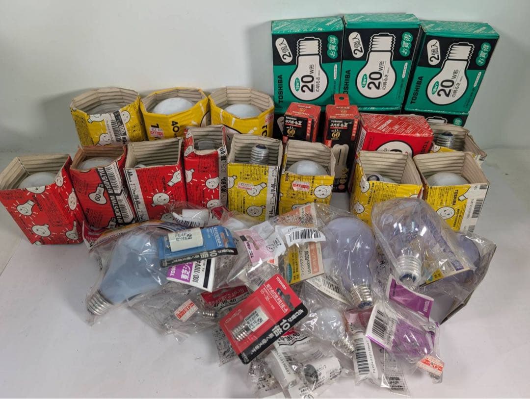 【未使用品】電球　大量　TOSHIBA 40W形　ネオボールZ　20ｗ形　大量