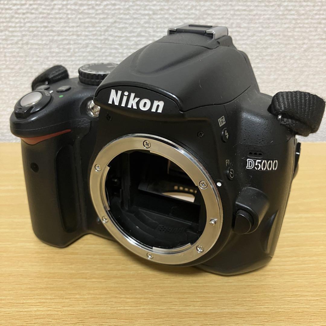 Nikon D5000 55-200mm レンズセット ジャンク Nikon D5000 12.3MP 18-55/55-200mm Lens Set [Exc+++] w/8GB SD