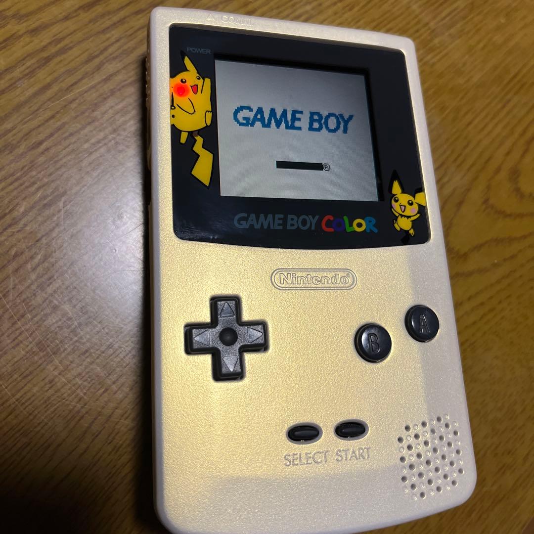 GAME BOY COLOR カスタム品 シルバー ピカチュウデザイン目立った傷や汚れなし