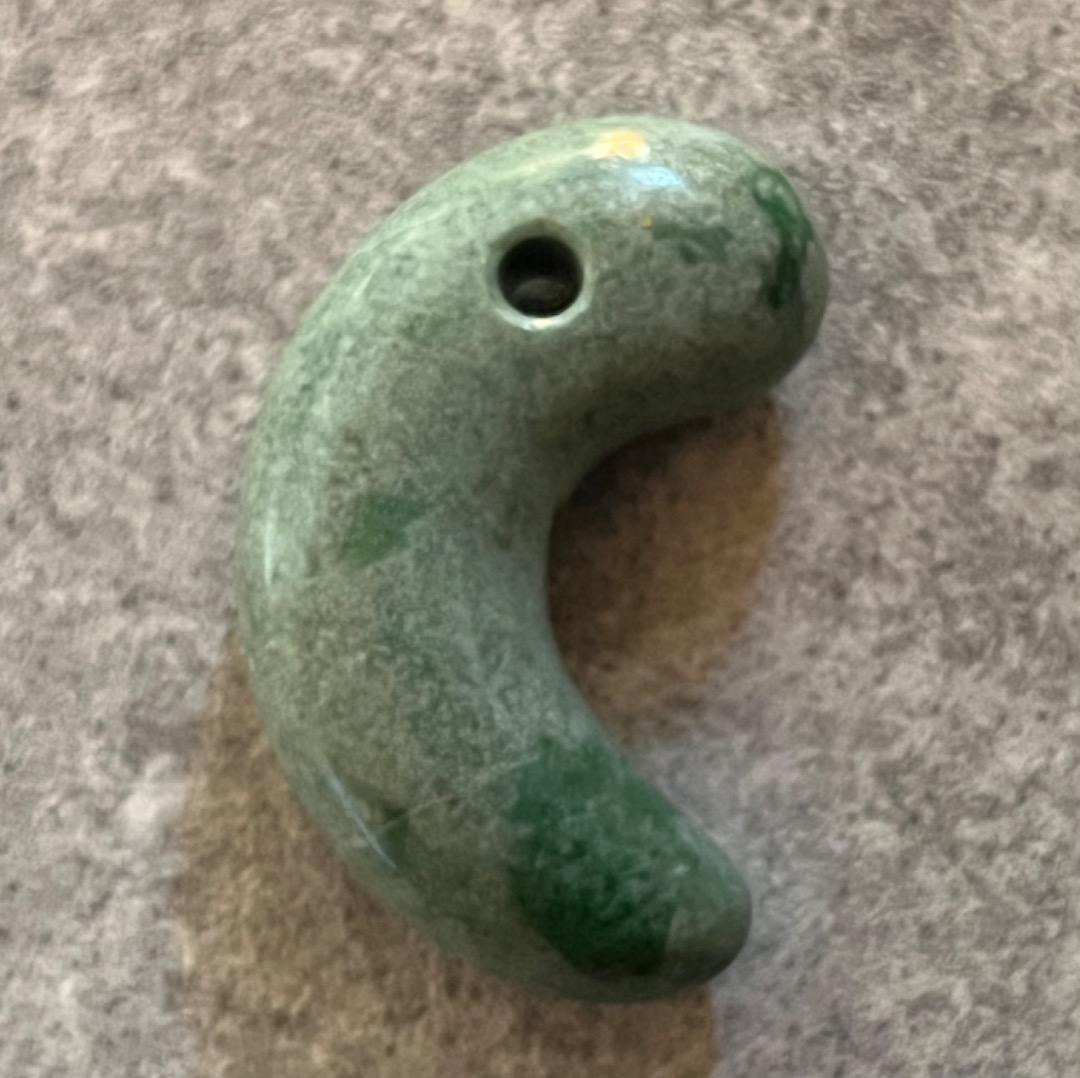 糸魚川翡翠勾玉