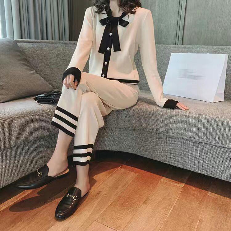 リボン付きニットセットアップ